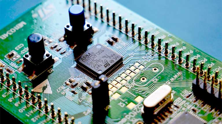 Evolution of Custom Embedded Systems in a Technologically Advanced World