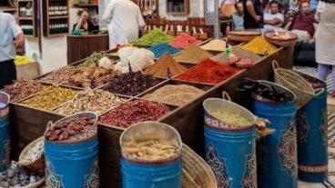 Spices and Aromas: Indulging in Middle Eastern Culinary Wonders